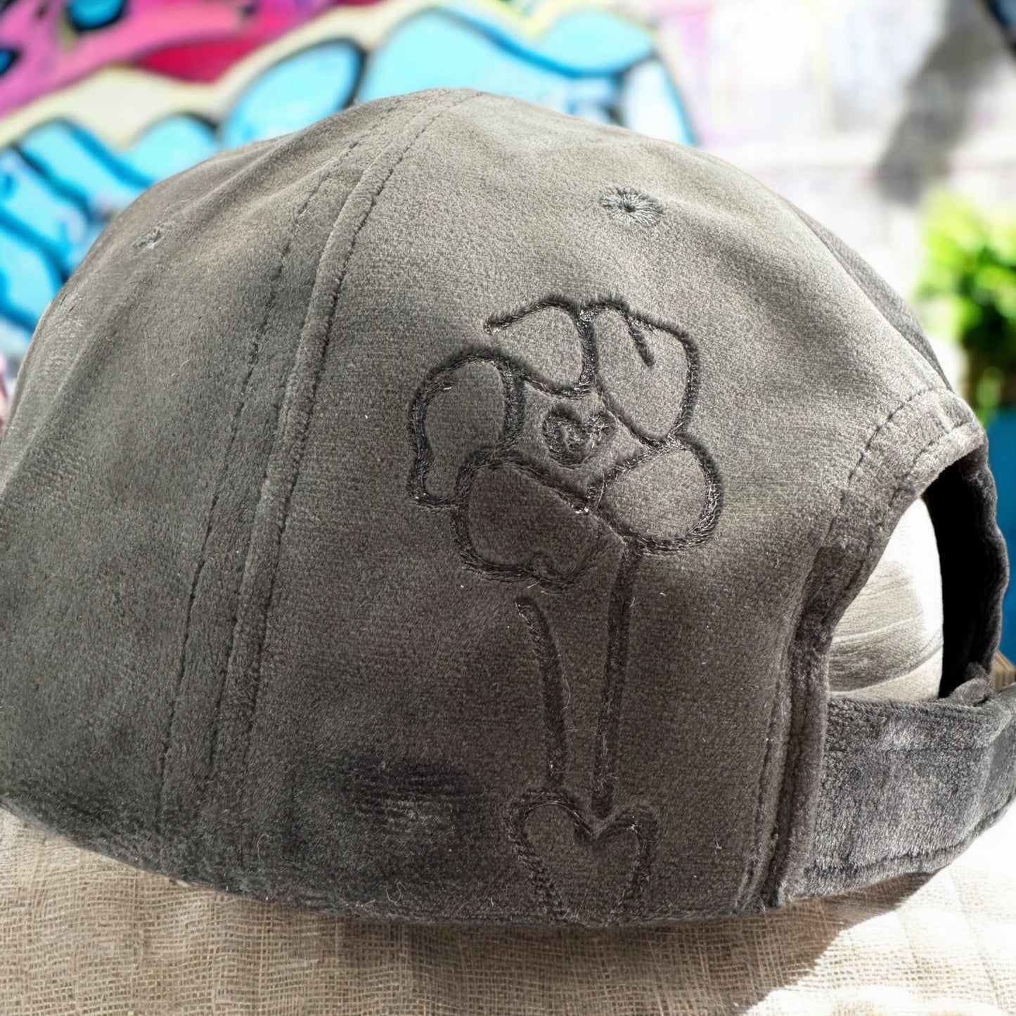 Puakenikeni - Burned Velvet Hat