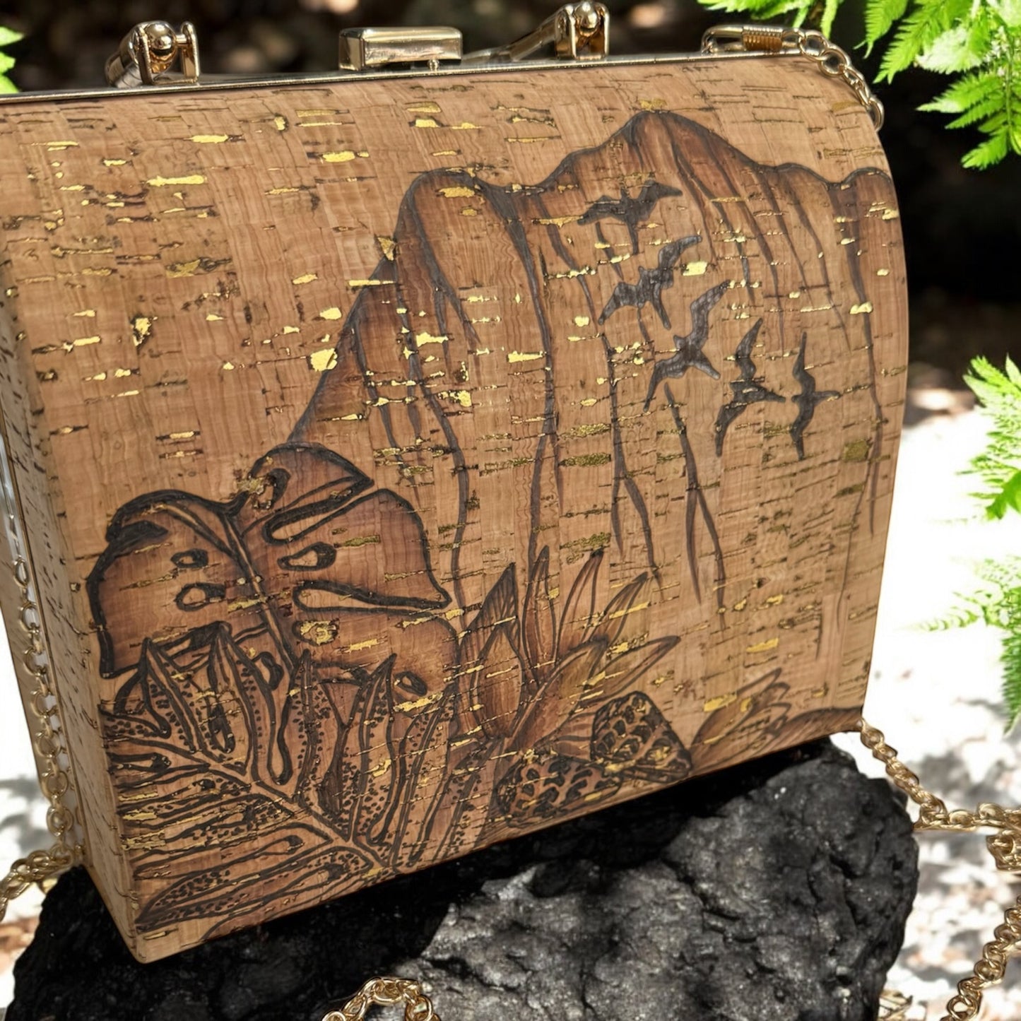 Burned Cork Handbag- Aloha Luxe