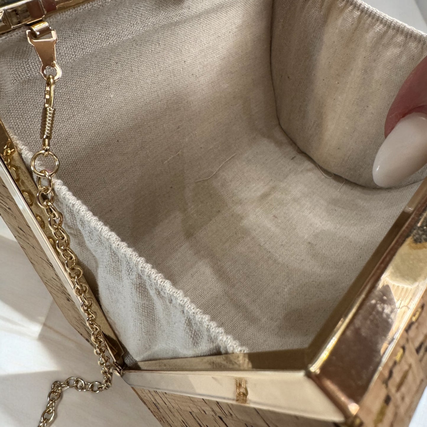Burned Cork Handbag- Aloha Luxe