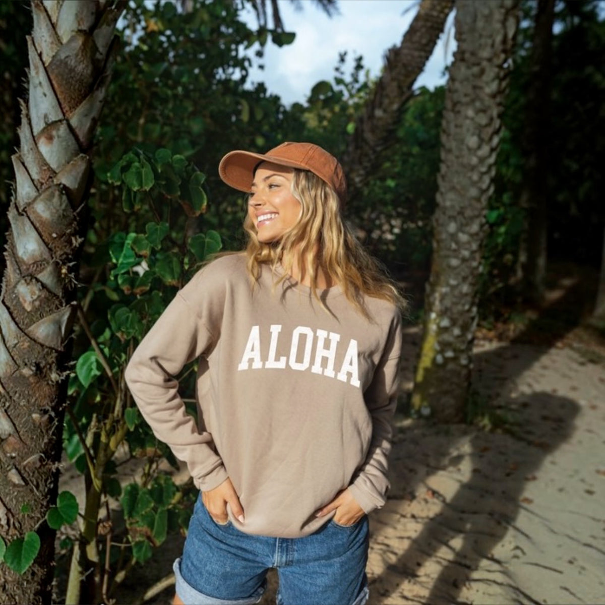 Aloha - Graphic Sweatshirt