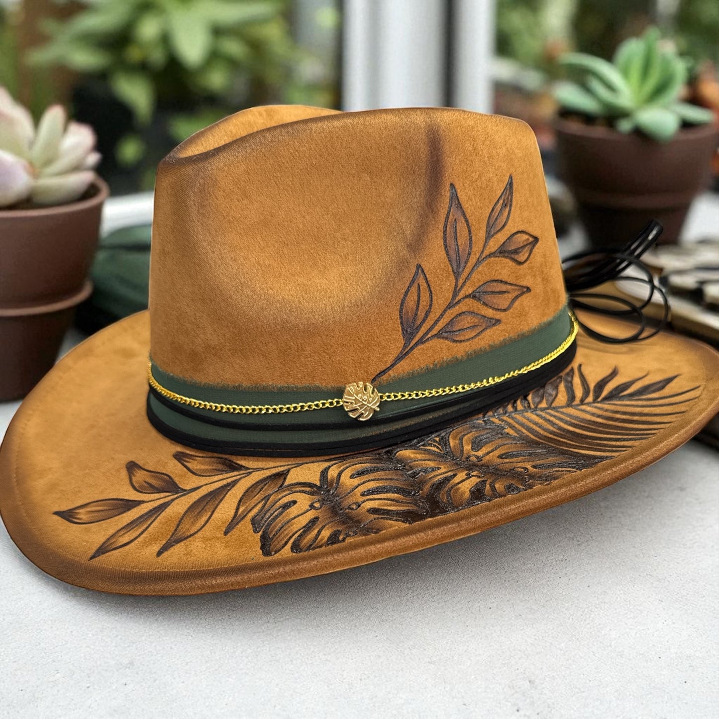 Royal- Burned Short Brim Cowboy