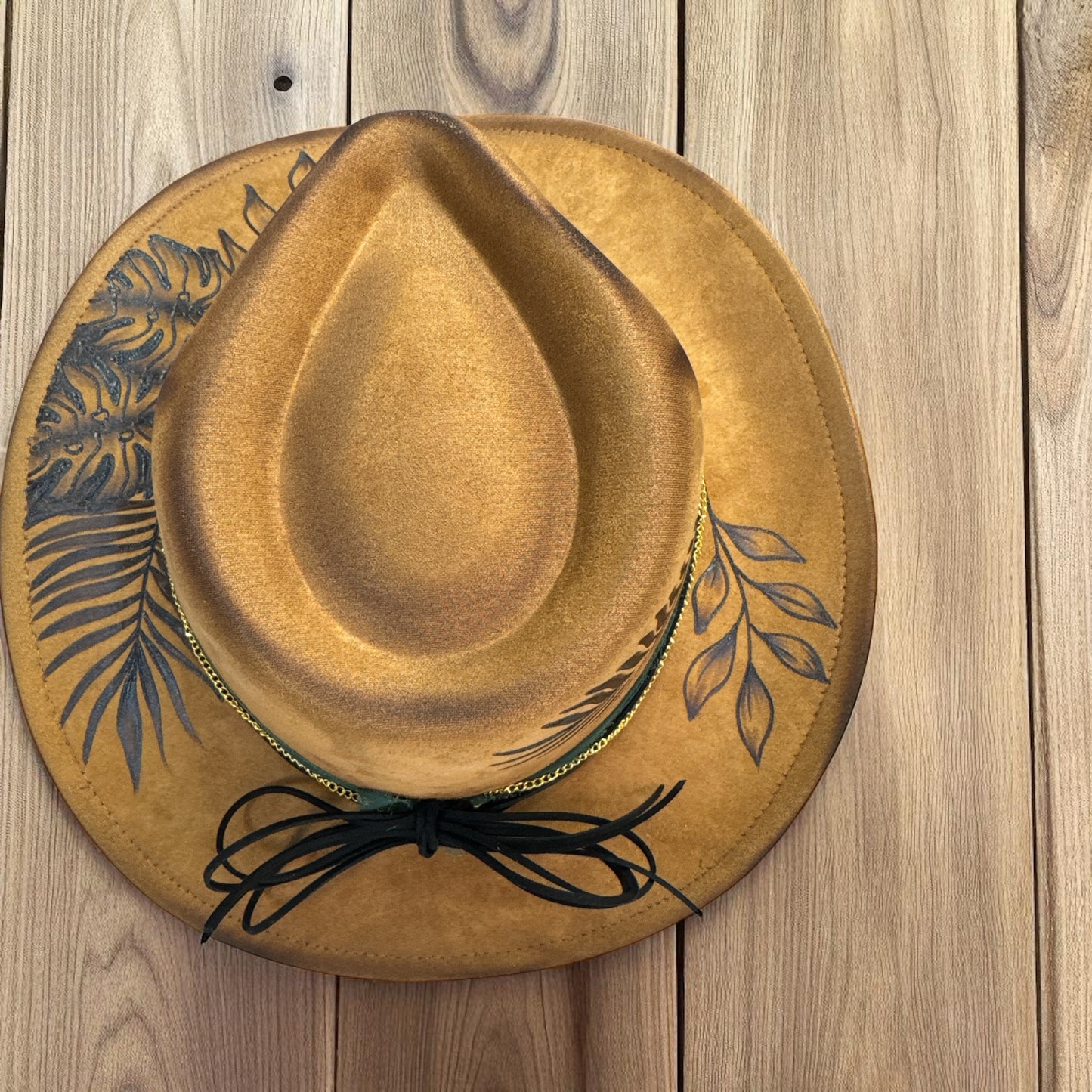 Royal- Burned Short Brim Cowboy