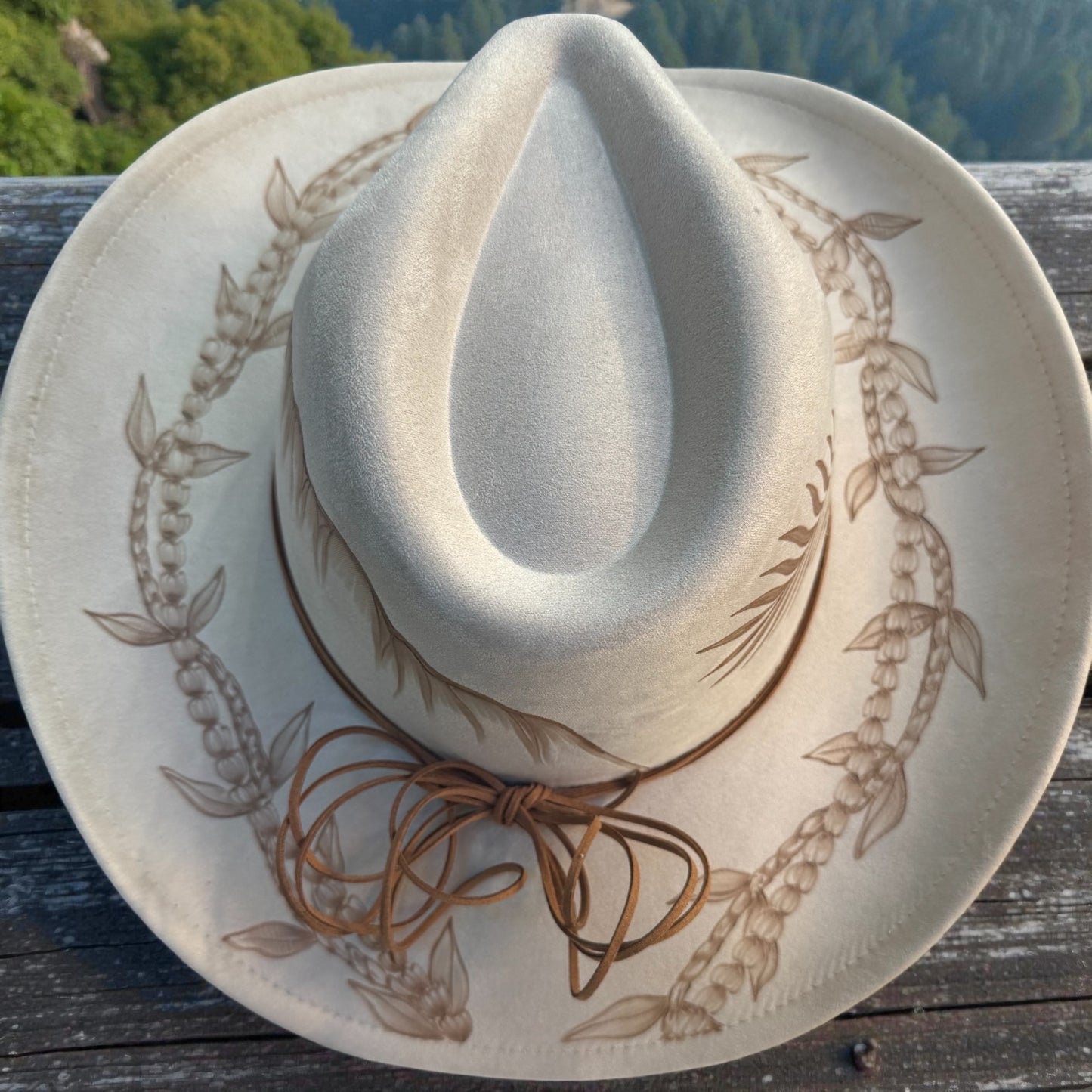 Mauka - Burned Cowboy Style Suede Hat